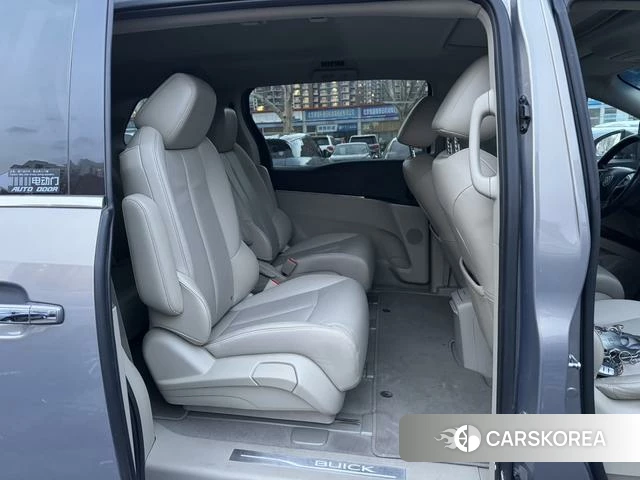 Buick GL8 id 4253478 из Китая 14