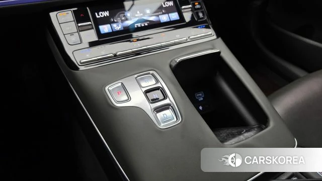 Hyundai The New Grandeur IG id 4389982 из Кореи 33
