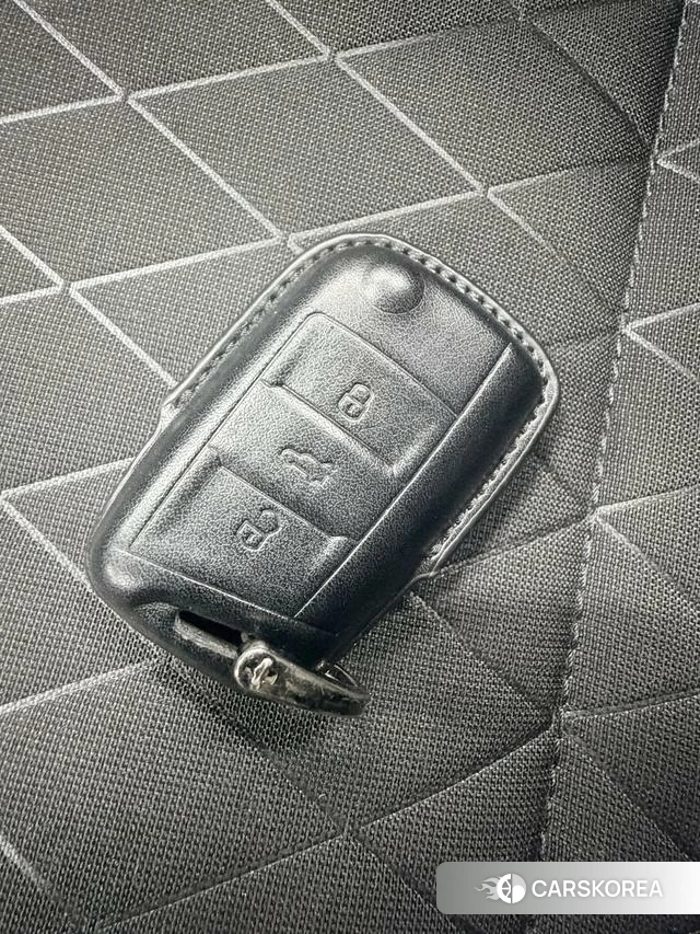 Skoda Krok id 4208828 из Китая 18