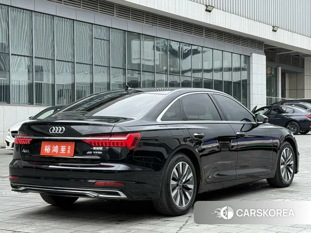 Audi A6L id 4273774 из Китая 13