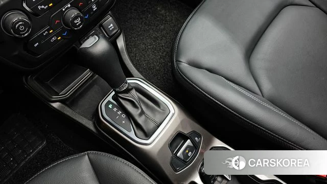 Jeep Renegade id 4562272 из Кореи 30