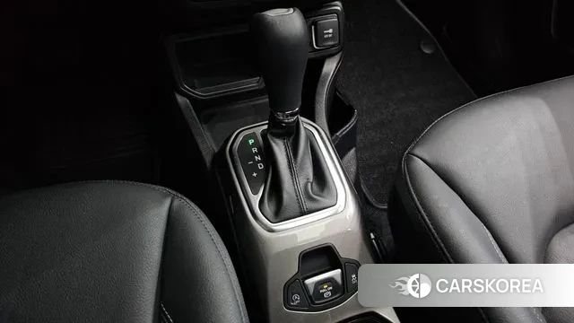 Jeep Renegade id 3333791 из Кореи 18