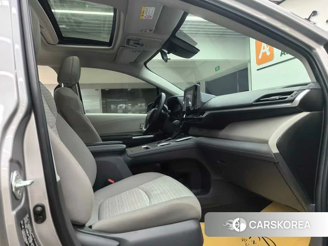 Toyota Saina id 4257549 из Китая 21