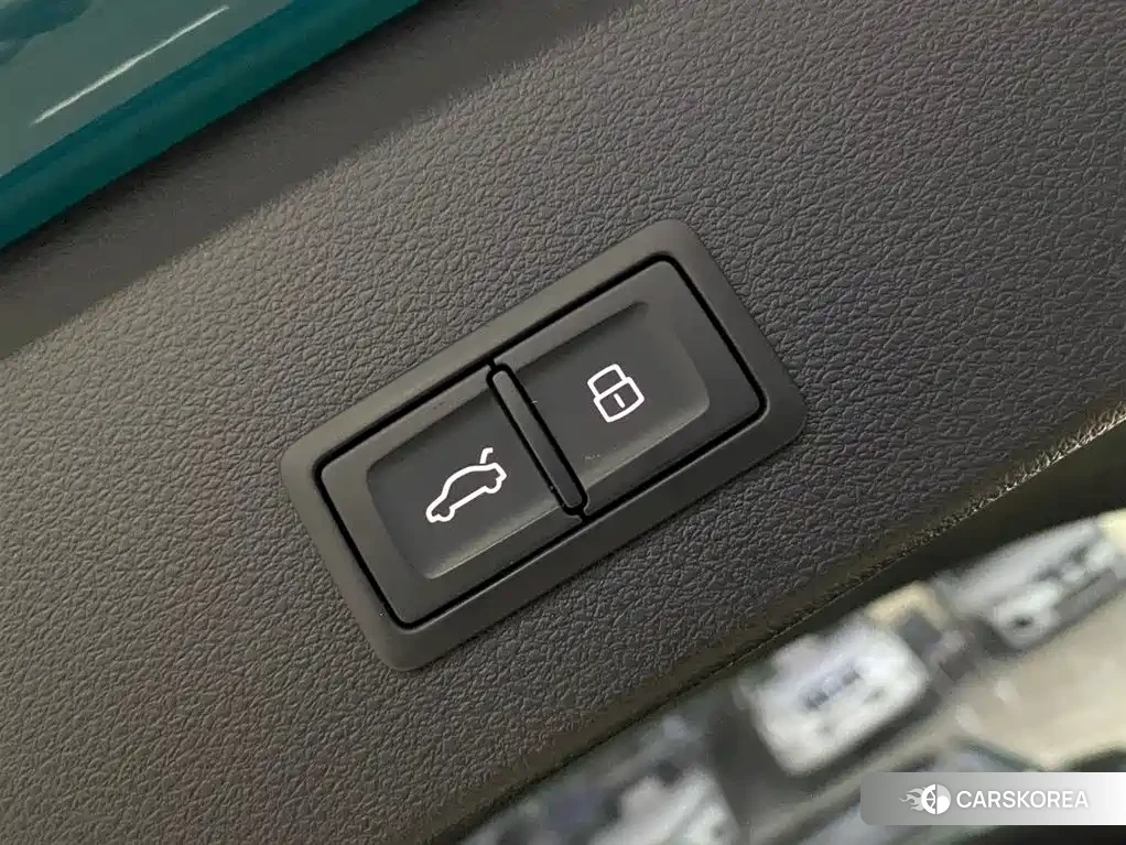 Audi Q2L id 4545745 из Китая 13