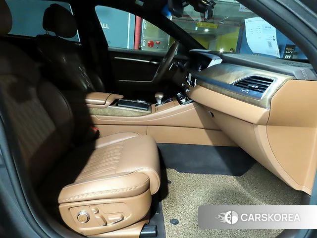 Genesis G90 id 3828494 из Кореи 18