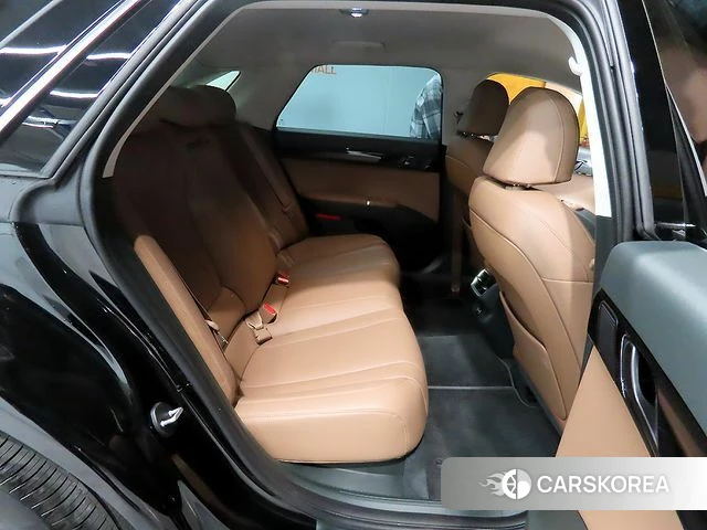 Hyundai Grandeur (GN7) id 4243004 из Кореи 18