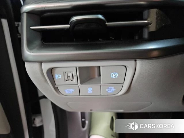 Hyundai Grandeur Hybrid (GN7) id 4854385 из Кореи 17