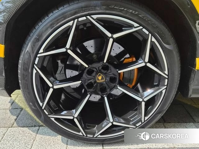 Lamborghini Urus id 4516583 из Кореи 17