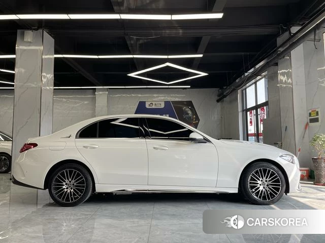Mercedes-Benz Class C id 4276584 из Китая 19