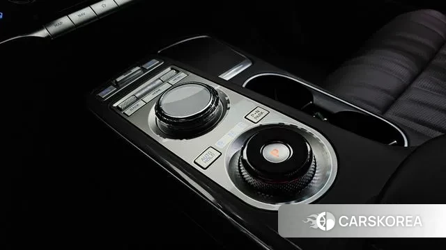 Genesis GV70 id 3353781 из Кореи 18