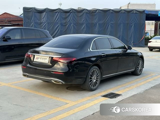 Mercedes-Benz E-class id 4335037 из Китая 16