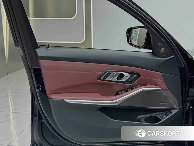 BMW 3 series id 4277530 из Китая 15