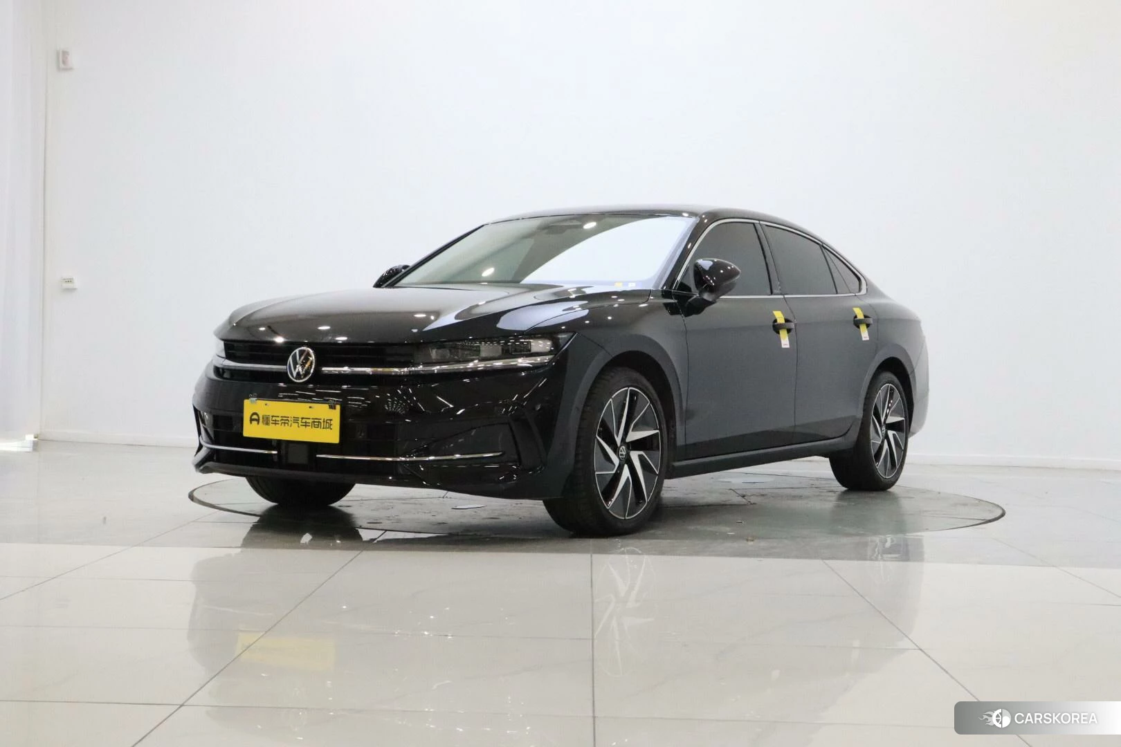 Volkswagen Magotan id 4467831 из Китая 18