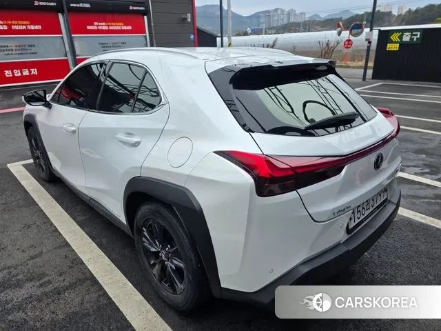 Lexus UX250h id 3514038 из Кореи 11