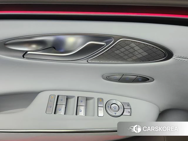 Genesis GV70 id 4554240 из Кореи 18
