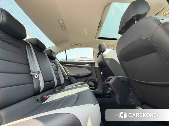 Volkswagen Bora id 4260168 из Китая 17