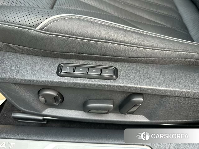 Volkswagen Passat id 4258049 из Китая 9