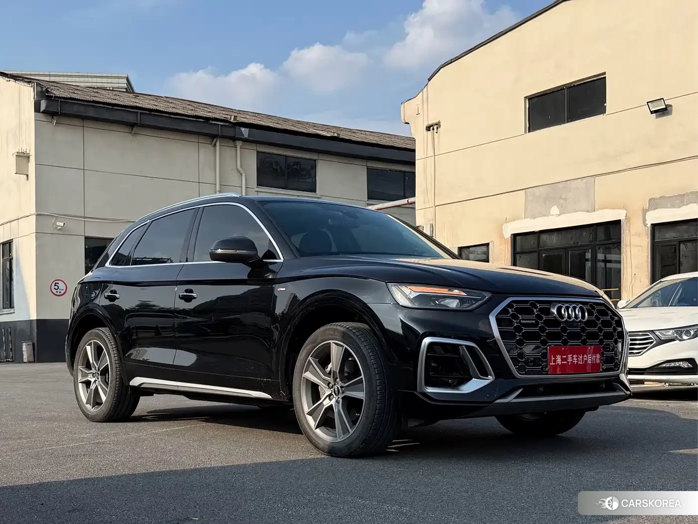 Audi Q5L id 4622778 из Китая 24