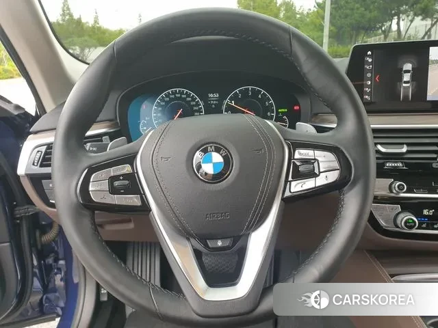 BMW 5 Series (G30) id 3060495 из Кореи 18