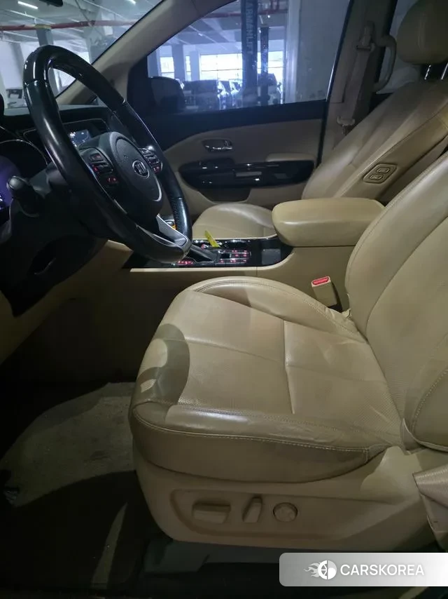 Kia The New Carnival id 3434149 из Кореи 16