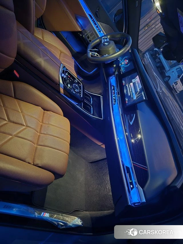 BMW 7 Series (G70) id 3920895 из Кореи 14