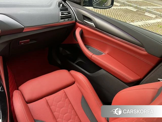 BMW X3 M id 4314189 из Китая 14