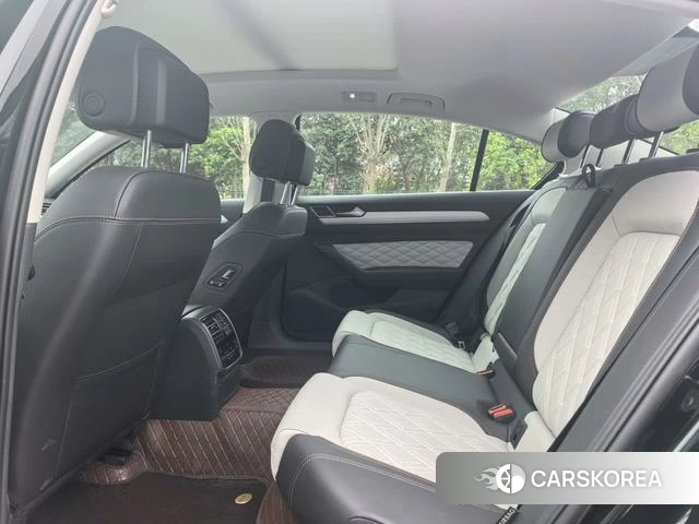 Volkswagen Magotan id 4263856 из Китая 14