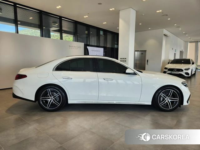 Mercedes-Benz E-Class W214 id 4380993 из Кореи 18