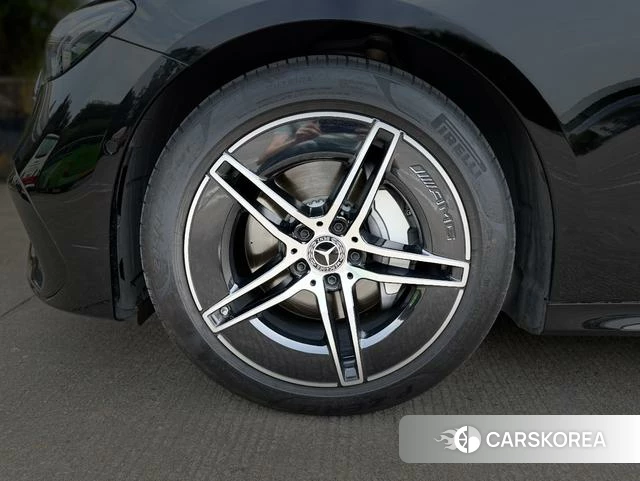 Mercedes-Benz E-class id 4274361 из Китая 13