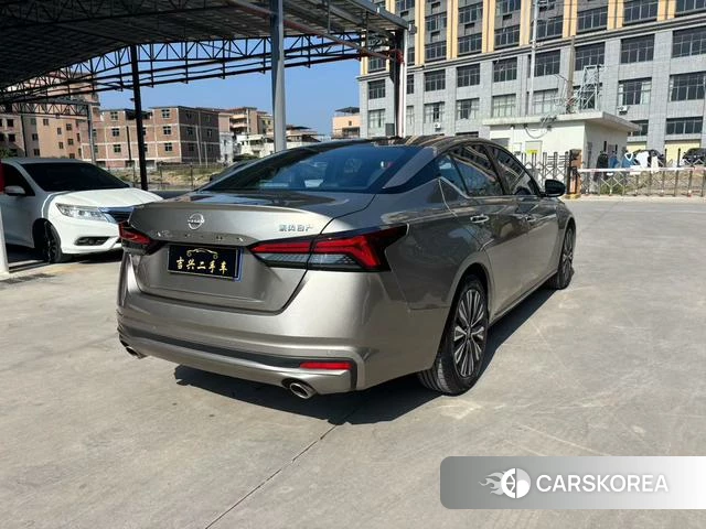 Nissan Teana id 4261451 из Китая 8