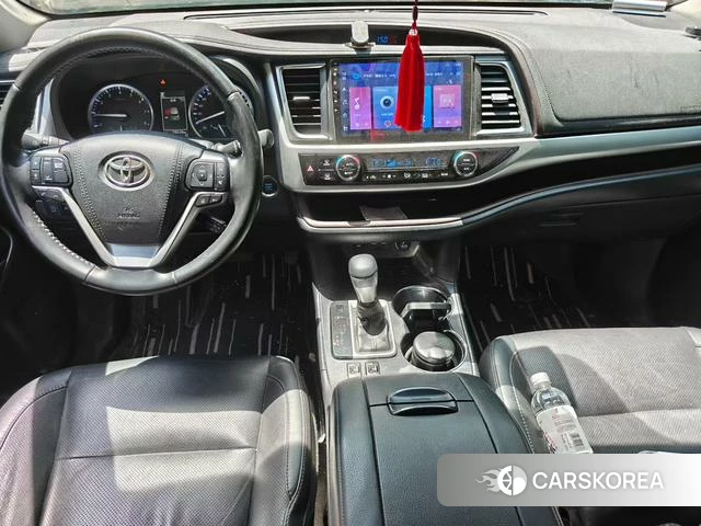 Toyota Highlander id 4392129 из Китая 8