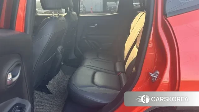 Jeep Renegade id 3253749 из Кореи 16