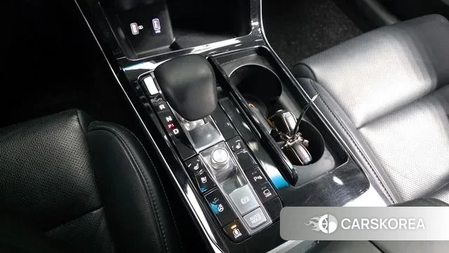 Kia K7 Premier Hybrid id 3708384 из Кореи 18