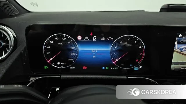 Mercedes-Benz GLA - Class H247 id 3502304 из Кореи 18