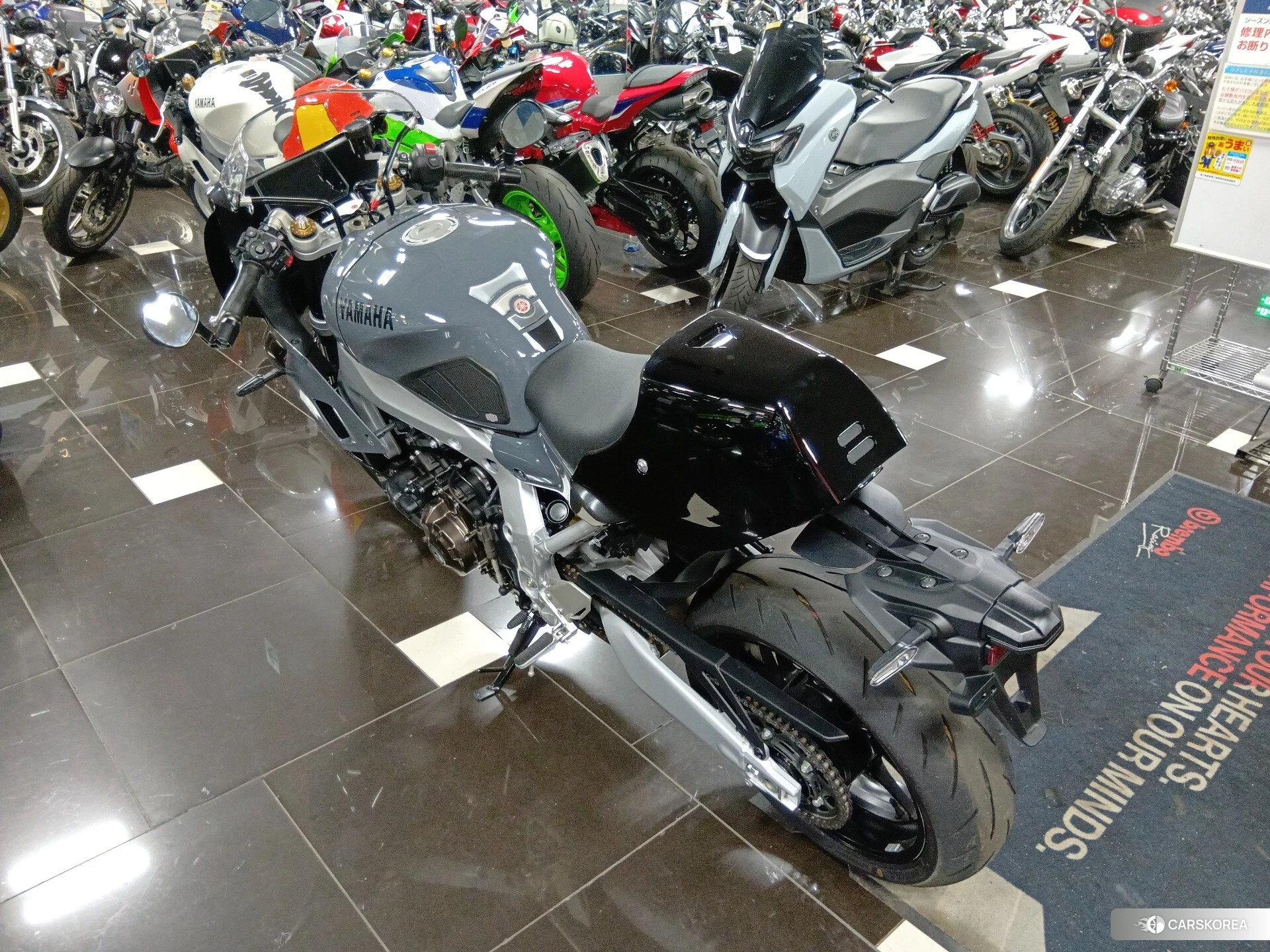OTHER XSR900 GP id 4380096 из Японии 9