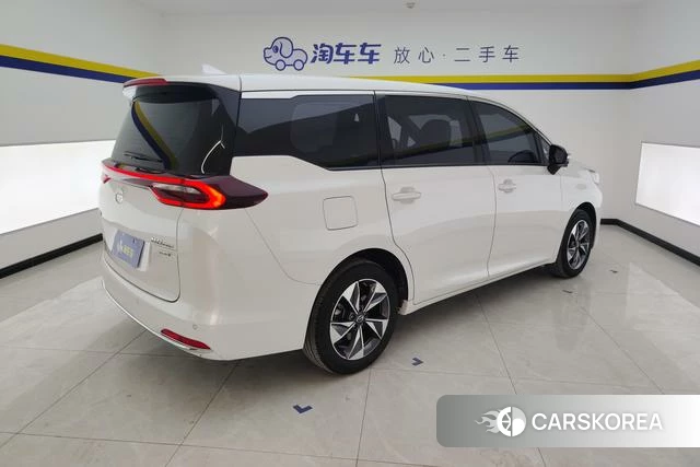 GAC Trumpchi Trumpchi M6 id 3810371 из Китая 15