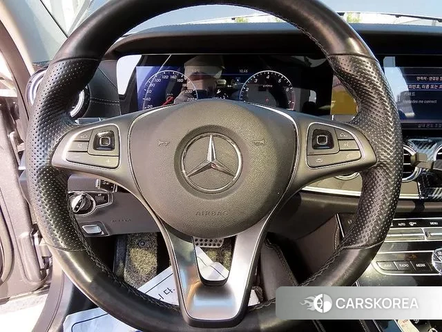 Mercedes-Benz E-Class W213 id 3789762 из Кореи 18