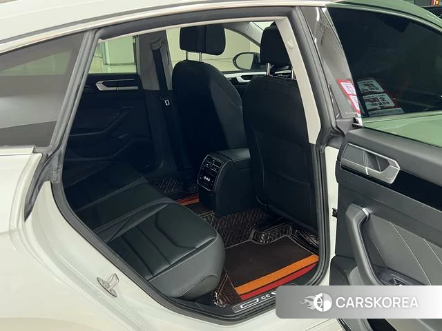 Volkswagen CC id 4335005 из Китая 16