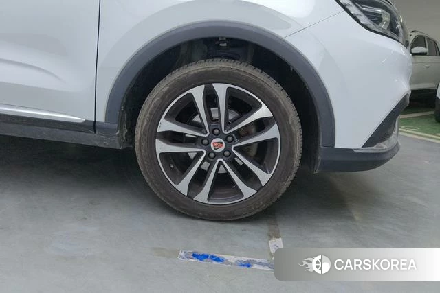 Roewe RX3 id 4212566 из Китая 15