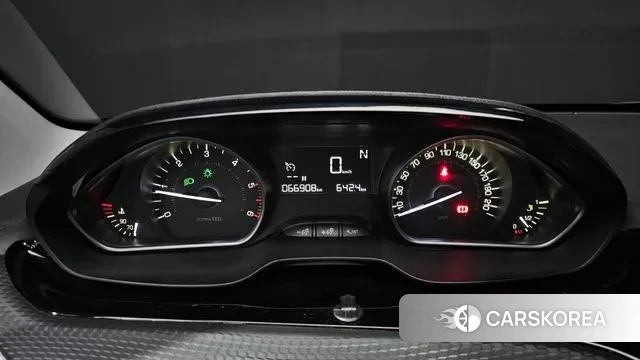 Peugeot 208 id 3444931 из Кореи 18