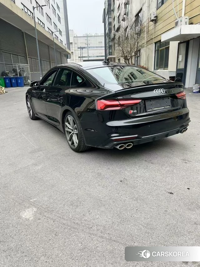Audi S5 id 4277792 из Китая 9