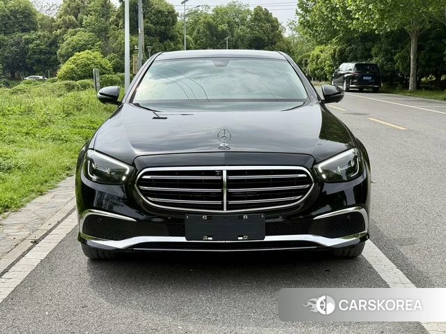 Mercedes-Benz E-class id 4256599 из Китая 9