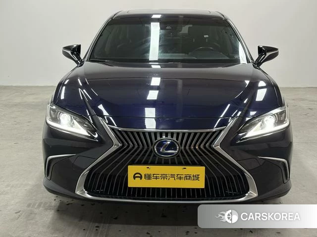 Lexus ES id 4261278 из Китая 18