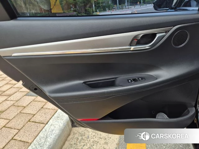 Hyundai The New Grandeur IG id 4600050 из Кореи 18