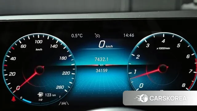 Mercedes-Benz A-Class W177 id 3561409 из Кореи 18