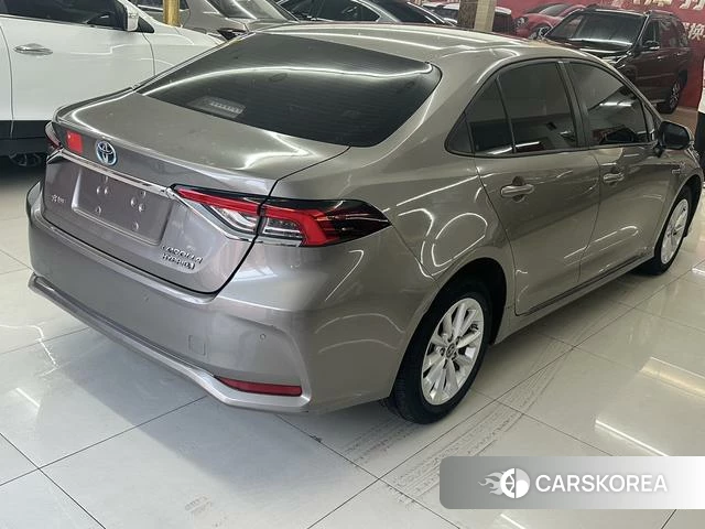 Toyota Corolla id 4307724 из Китая 8