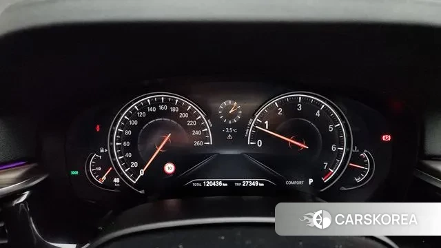 BMW 5 Series (G30) id 3622576 из Кореи 18