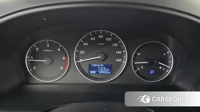 Hyundai The New Grand Starex id 3788636 из Кореи 17