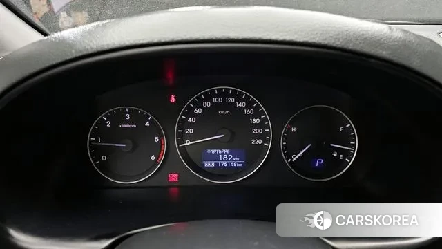 Hyundai The New Grand Starex id 3434568 из Кореи 18