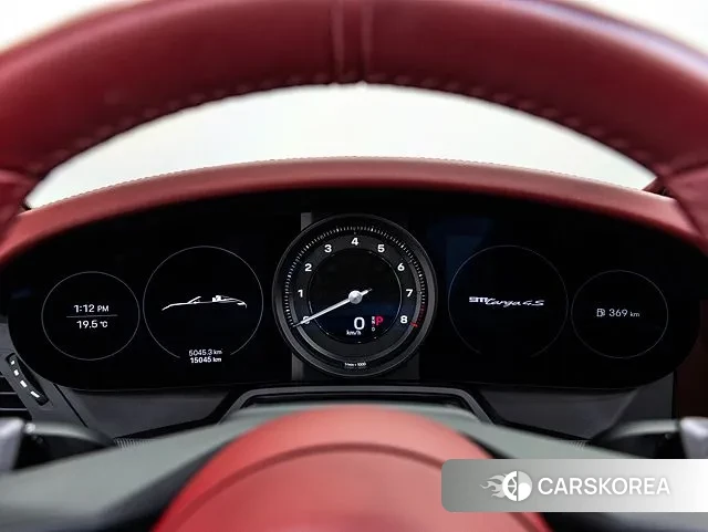 Porsche 911(992) id 3411824 из Кореи 18